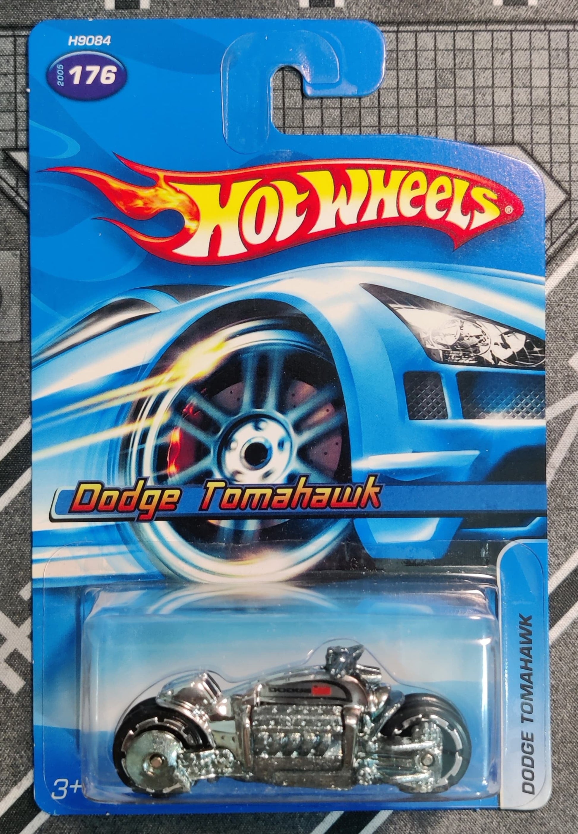 2005 Mainline DODGE TOMAHAWK Motorcycle (Chrome) #176 - Hot Wheels