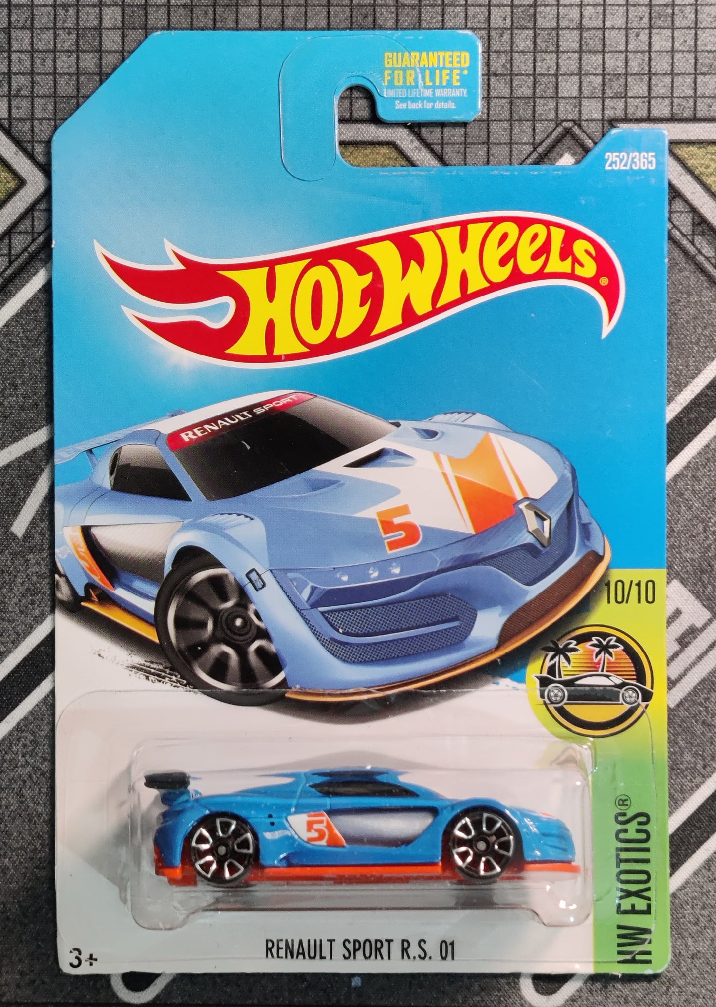 2017 HW Exotics Series RENAULT SPORT R.S. 01 (Blue) #252 Hot Wheels