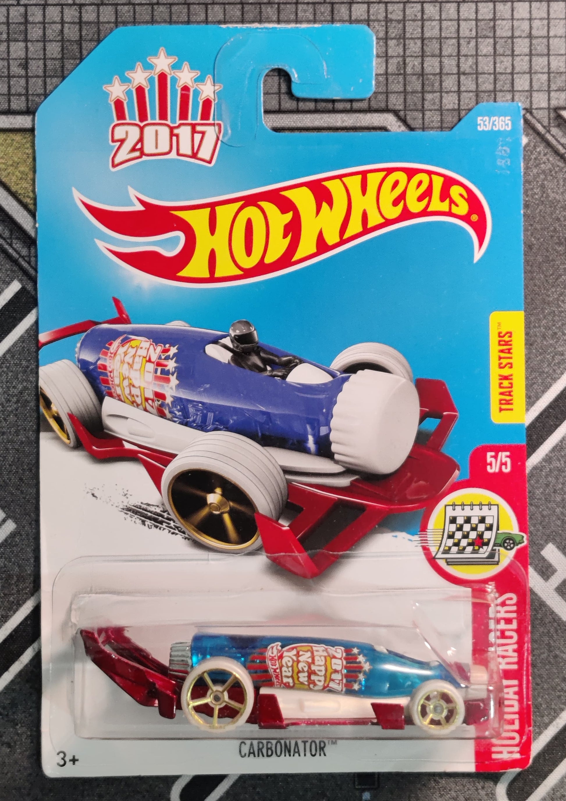2017 Holiday Racers Happy New Year CARBONATOR (Red/Blue) #53 Hot Wheels