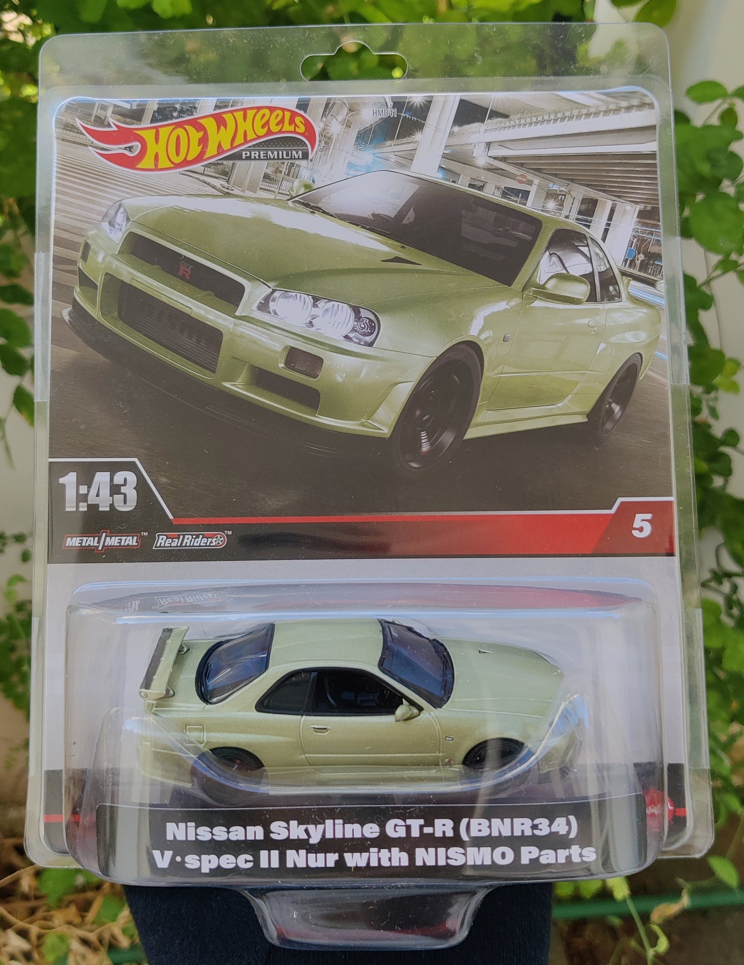 2024 Premium 1:43 Scale Nissan Skyline GT-R (BNR34) V Spec II Nur W/ Nismo Parts #5 Hot Wheels
