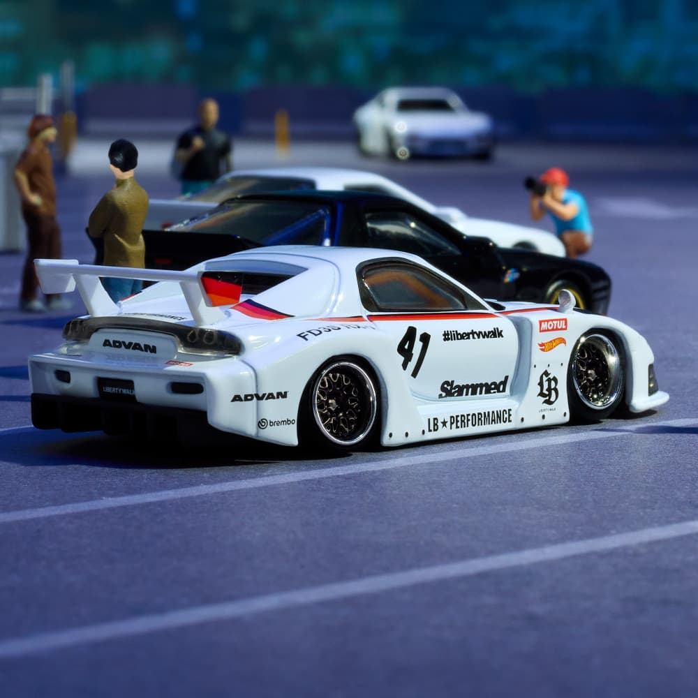 (Preorder) Hot Wheels Elite 64 Mazda RX-7 Liberty Walk