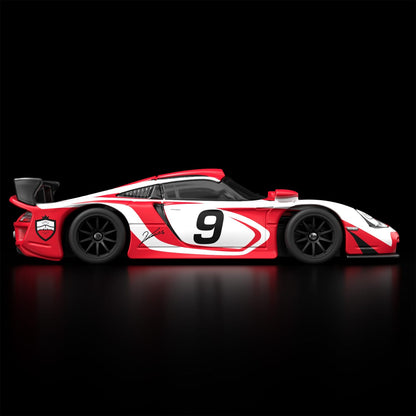 (Preorder) Hot Wheels x Robert Lewandowski x 1997 Porsche 911 GT1